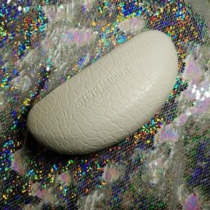 Steve Madden Eye Glass Case